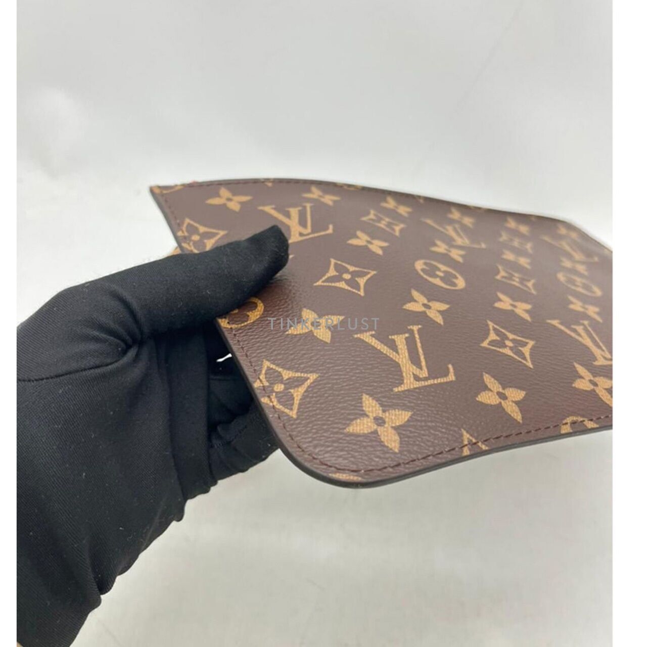 Louis Vuitton Neverfull Monogram MM Cerise Chip Tote Bag