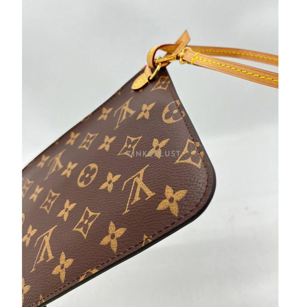 Louis Vuitton Neverfull Monogram MM Cerise Chip Tote Bag