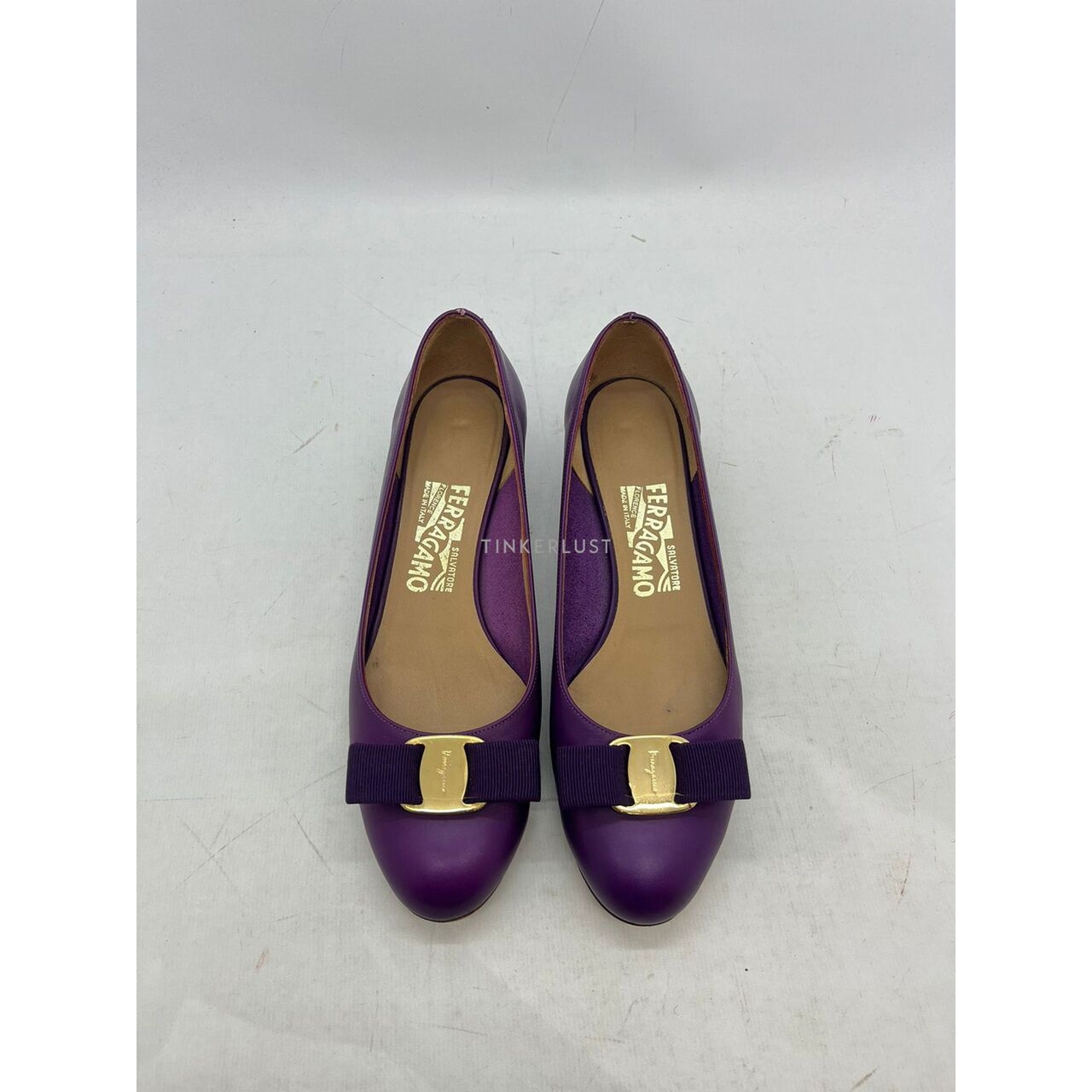 Salvatore Ferragamo Vara Pump Violet Heels