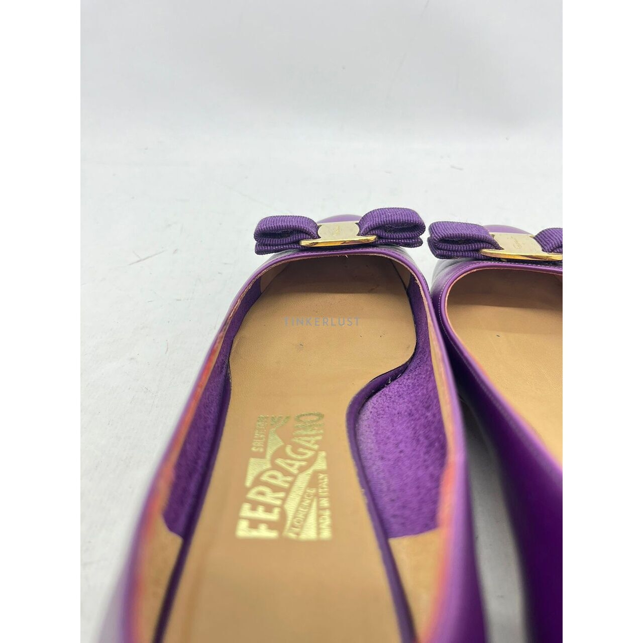 Salvatore Ferragamo Vara Pump Violet Heels