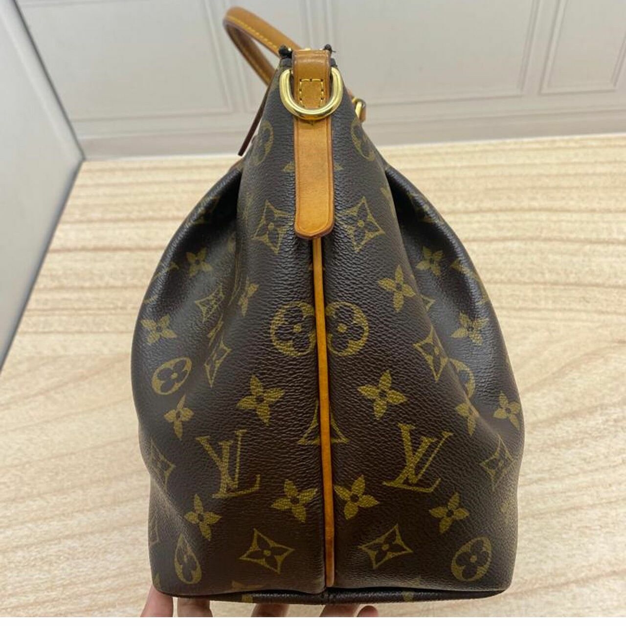 Louis Vuitton Monogram Canvas Turenne MM 2014 Satchel