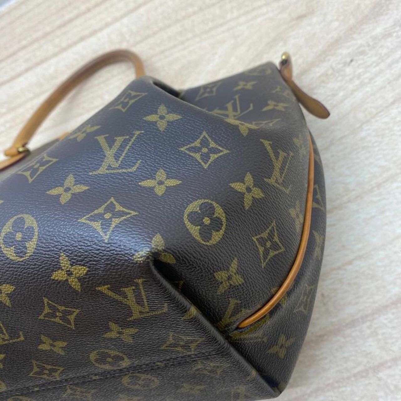 Louis Vuitton Monogram Canvas Turenne MM 2014 Satchel