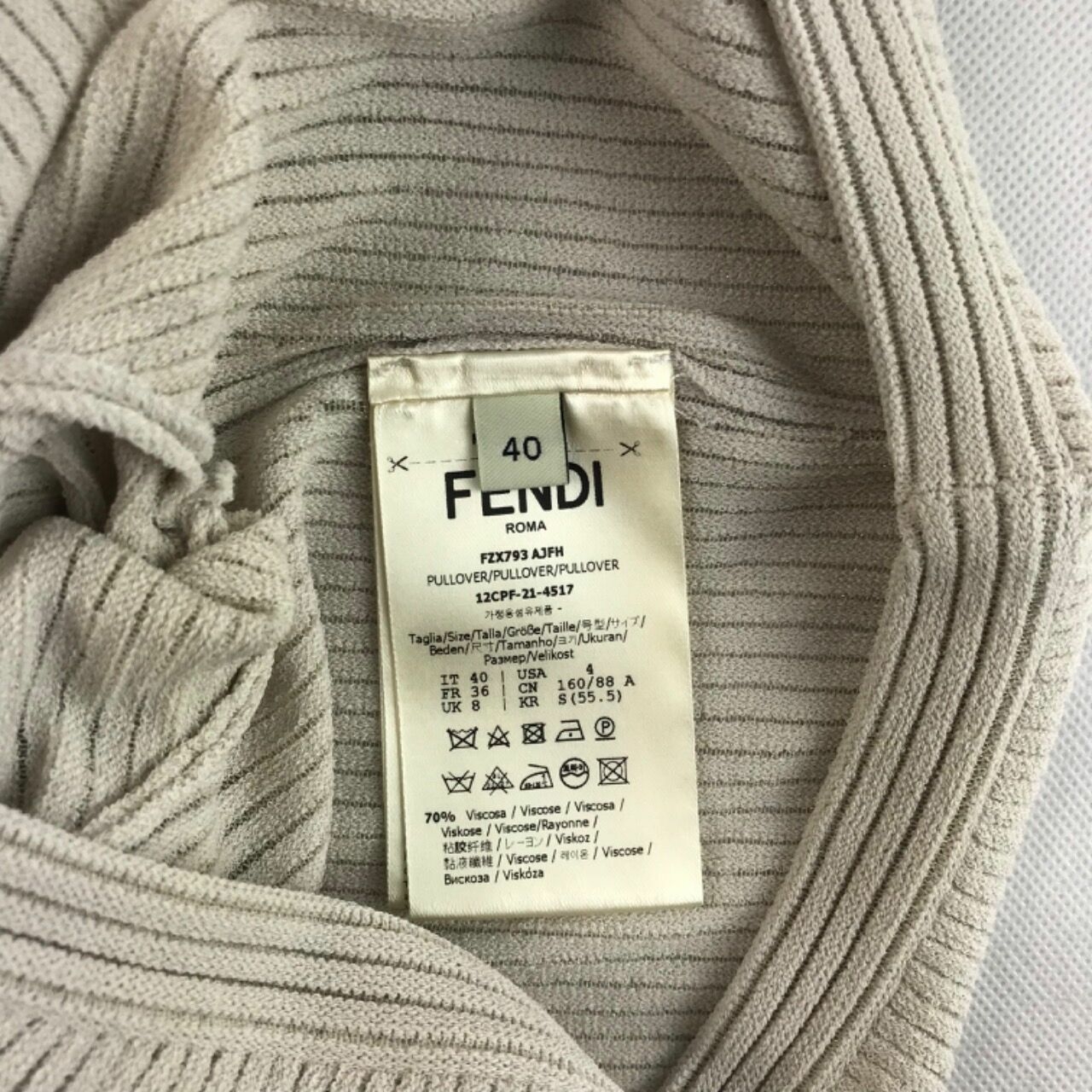 Fendi Nude Kaos