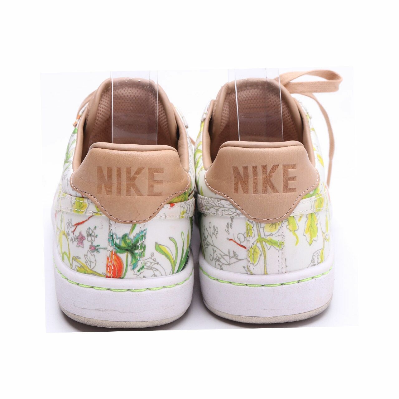 Nike Wmns Tennis Classic Ultra Liberty Quickstrike White Sneakers