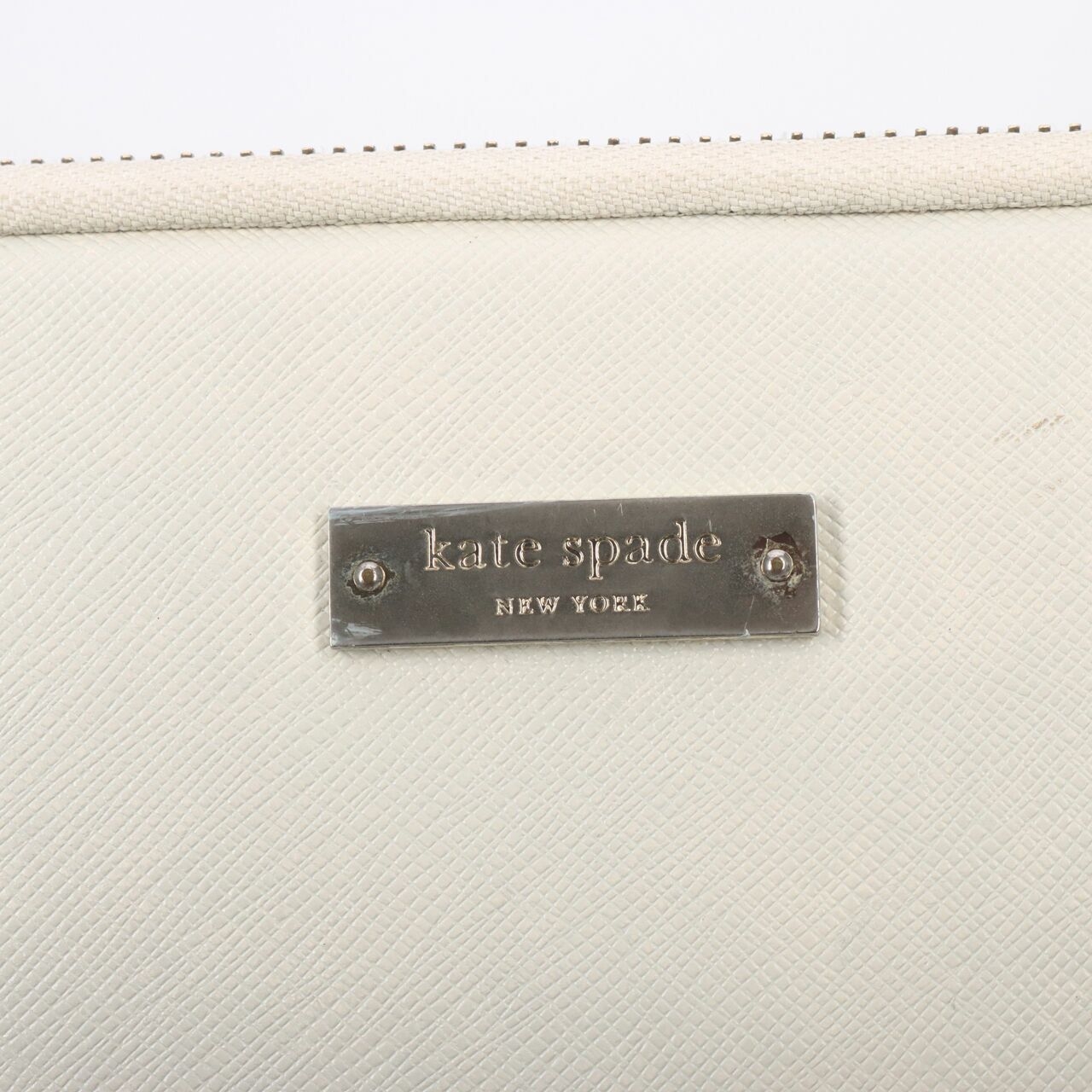  Kate Spade White/Black Laptop Sleeve