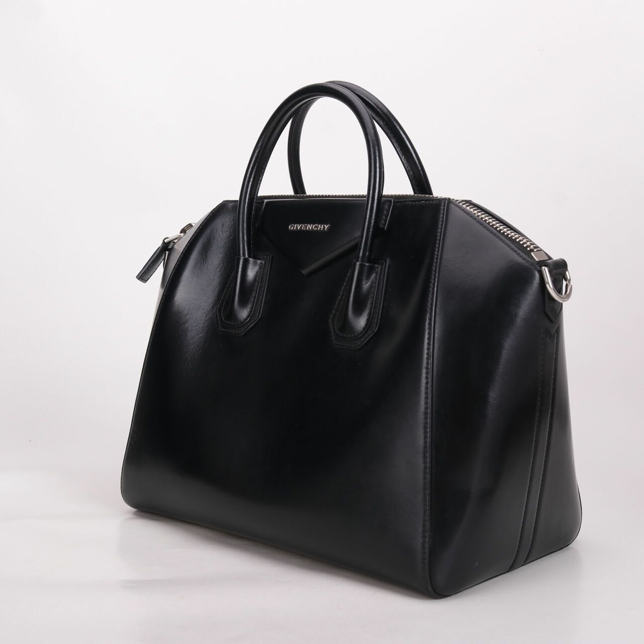 Givenchy Shiny Lord Calfskin Antigona Bag Black