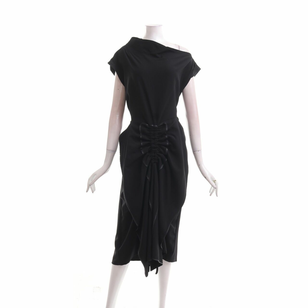 Maryalle Black Midi Dress