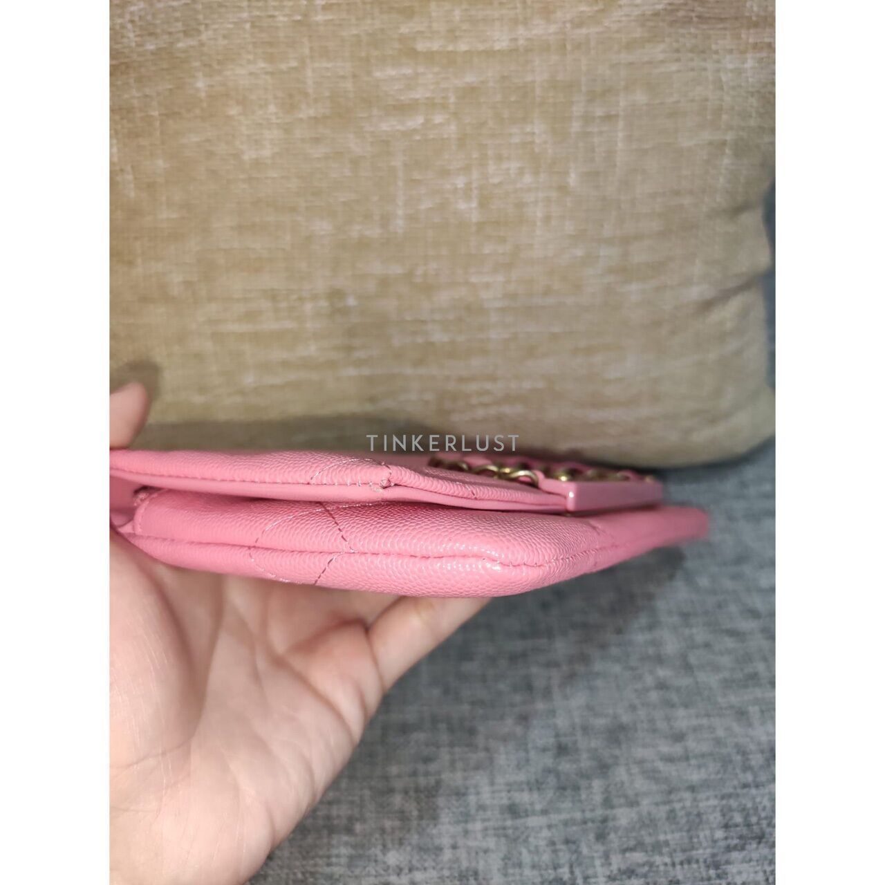 Chanel Pink Caviar GHW #29 Clutch	