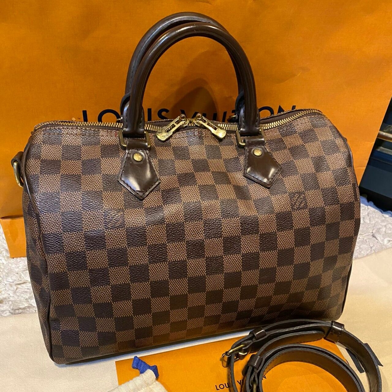 Louis Vuitton Brown Bandouliere 30 Damier 2017