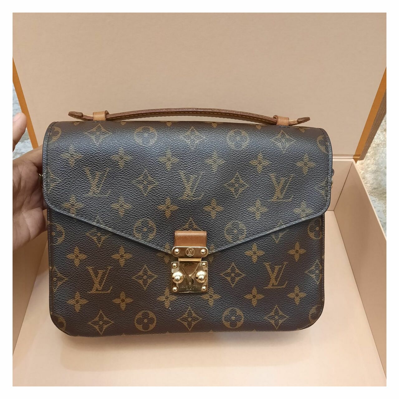 Louis Vuitton Metis Monogram 2019 Satchel