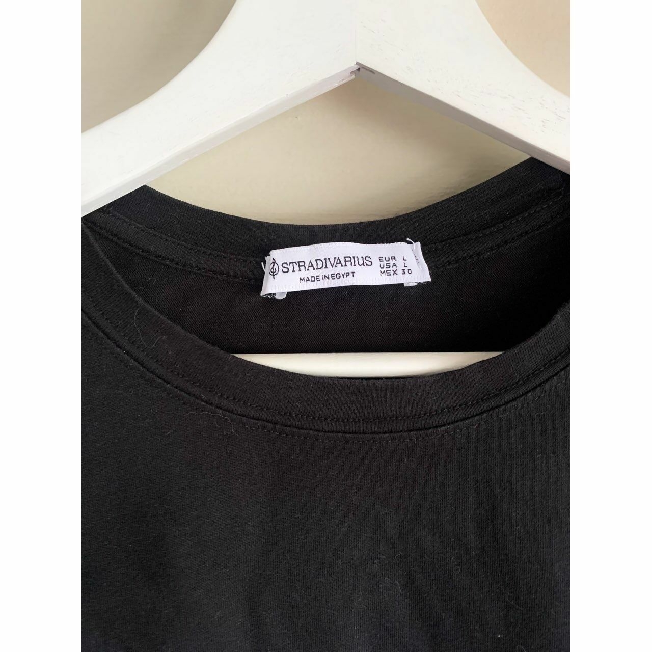 Stradivarius Black Tshirt