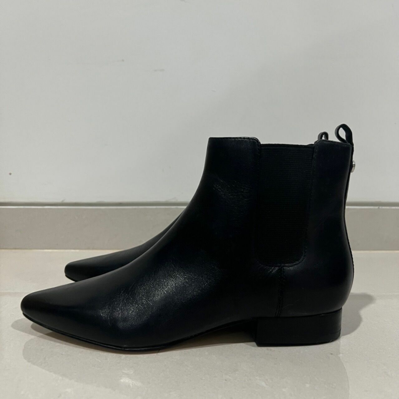 Michael Kors Black Sepatu