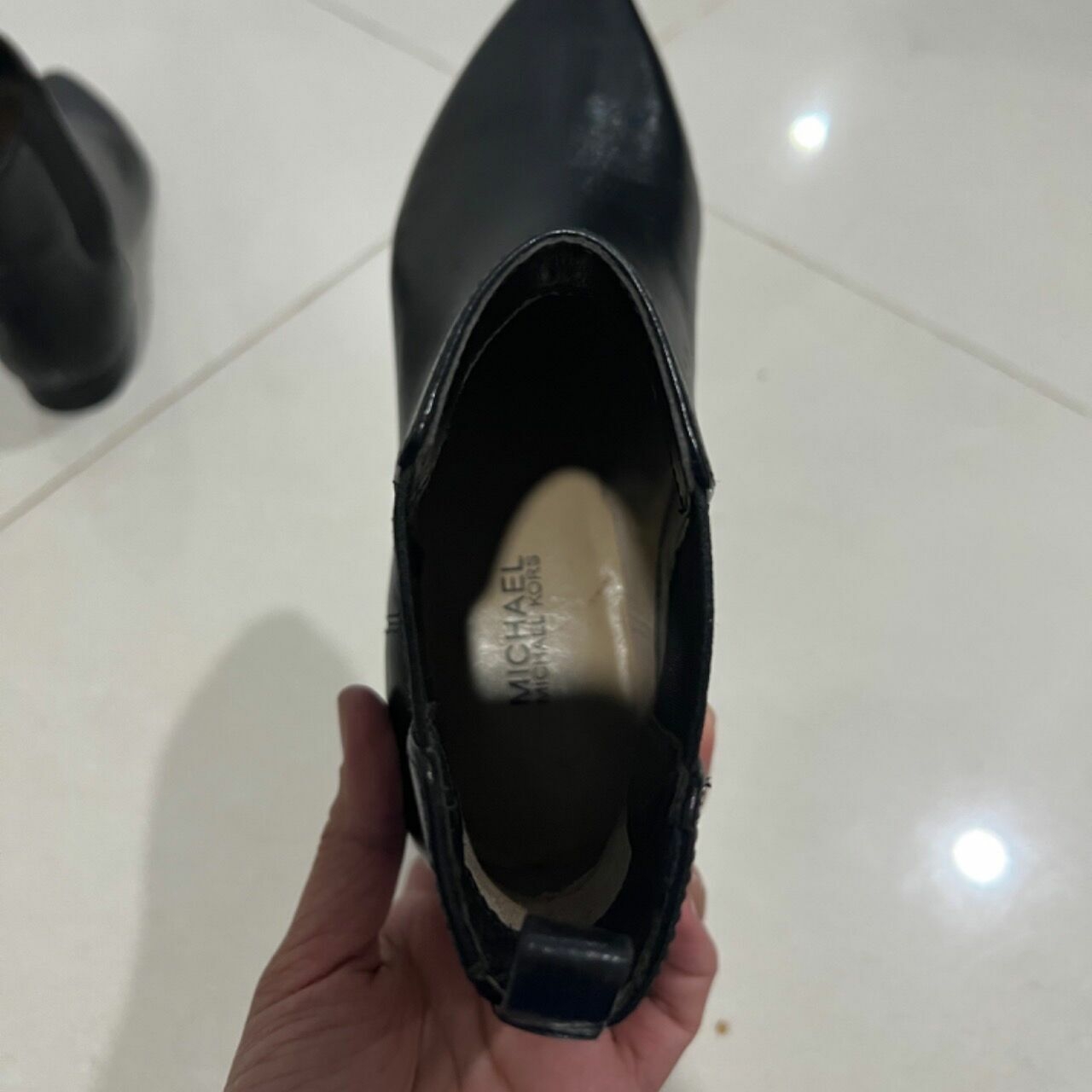 Michael Kors Black Sepatu