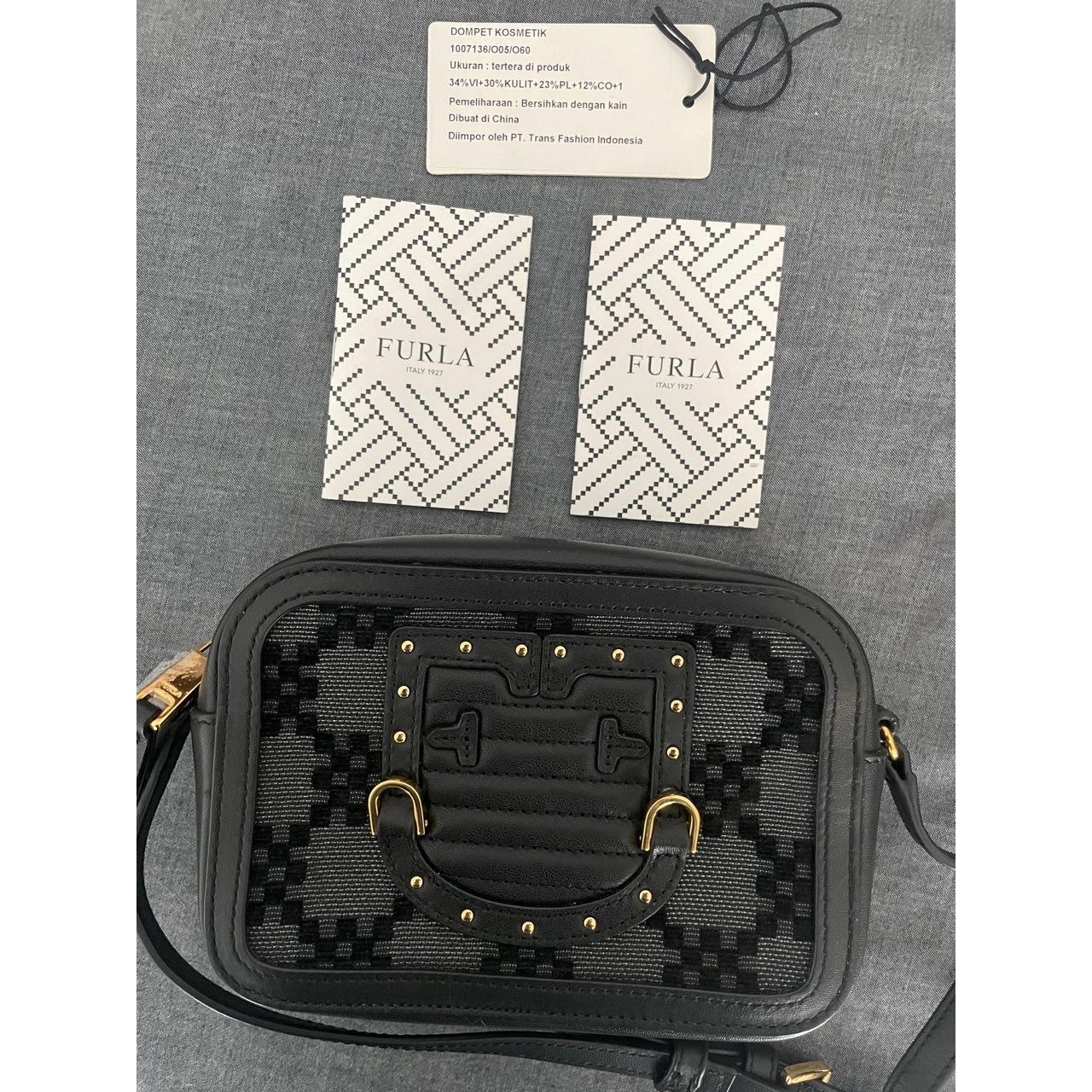 FURLA Fortezza M Camera Bag