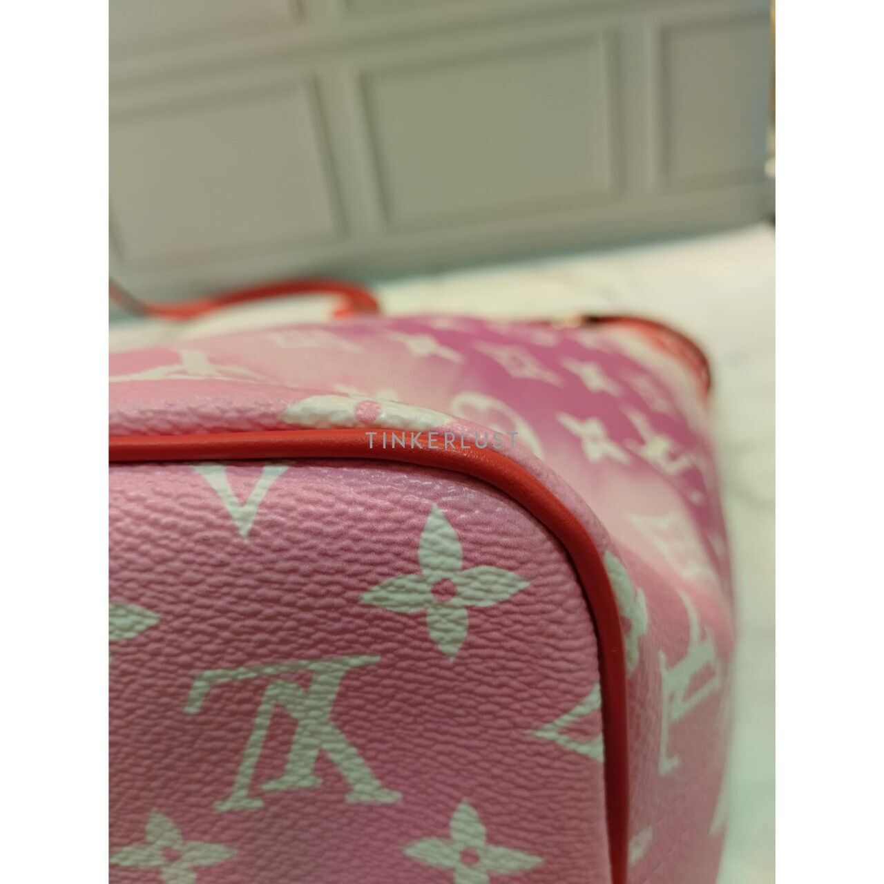 Louis Vuitton Neverfull Escale 2020 Tote Bag