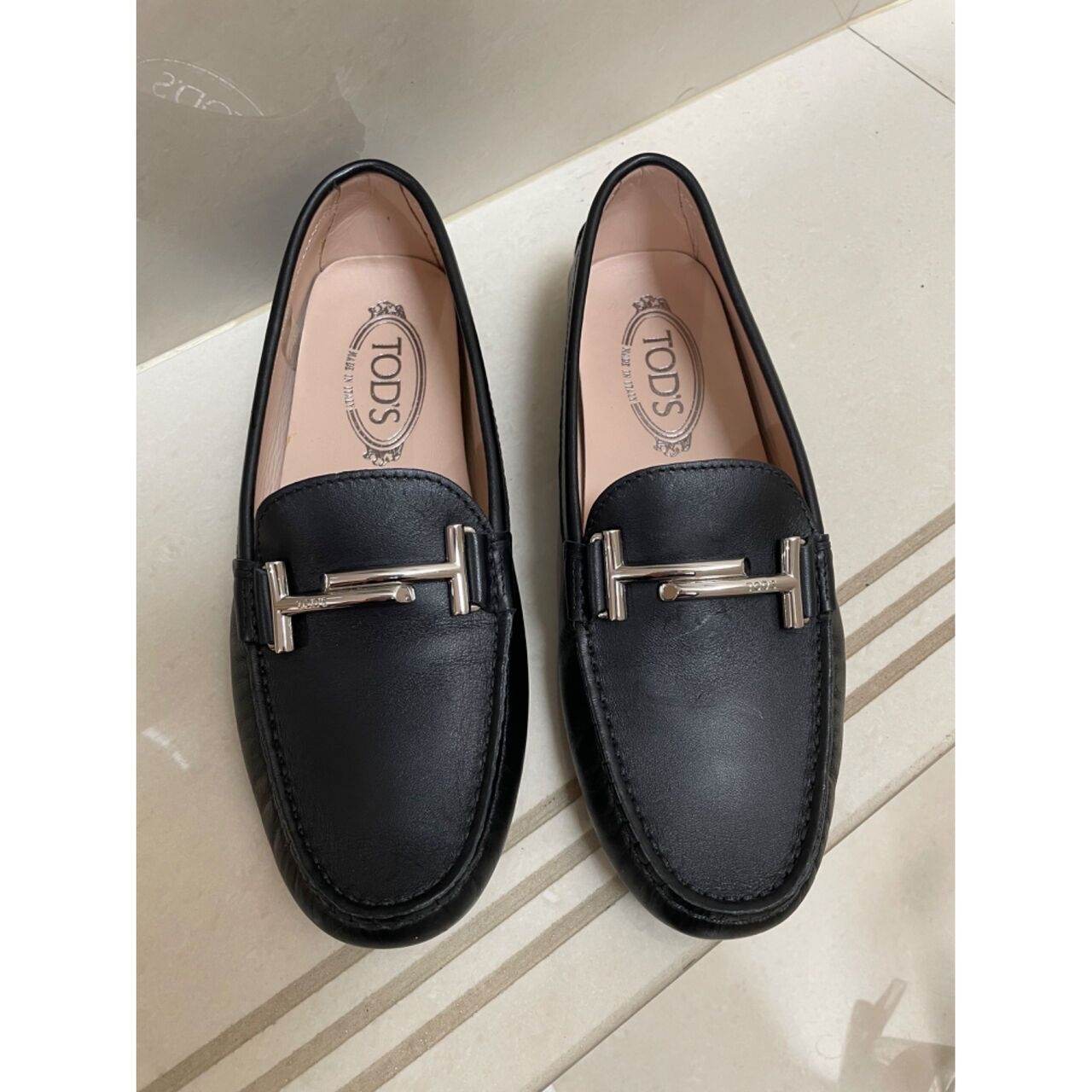 Tod's Black Flats