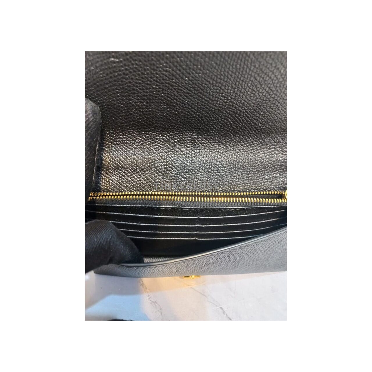 Valentino V Logo Garavani Black GHW 2023 Sling Bag