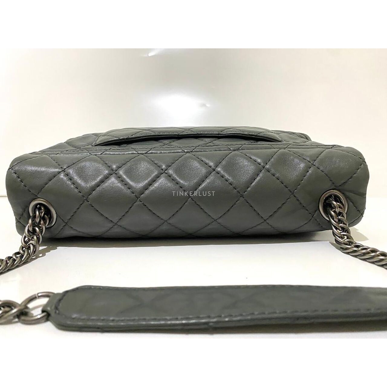 Chanel CC Grey Flap SHW #12 Shoulder Bag 