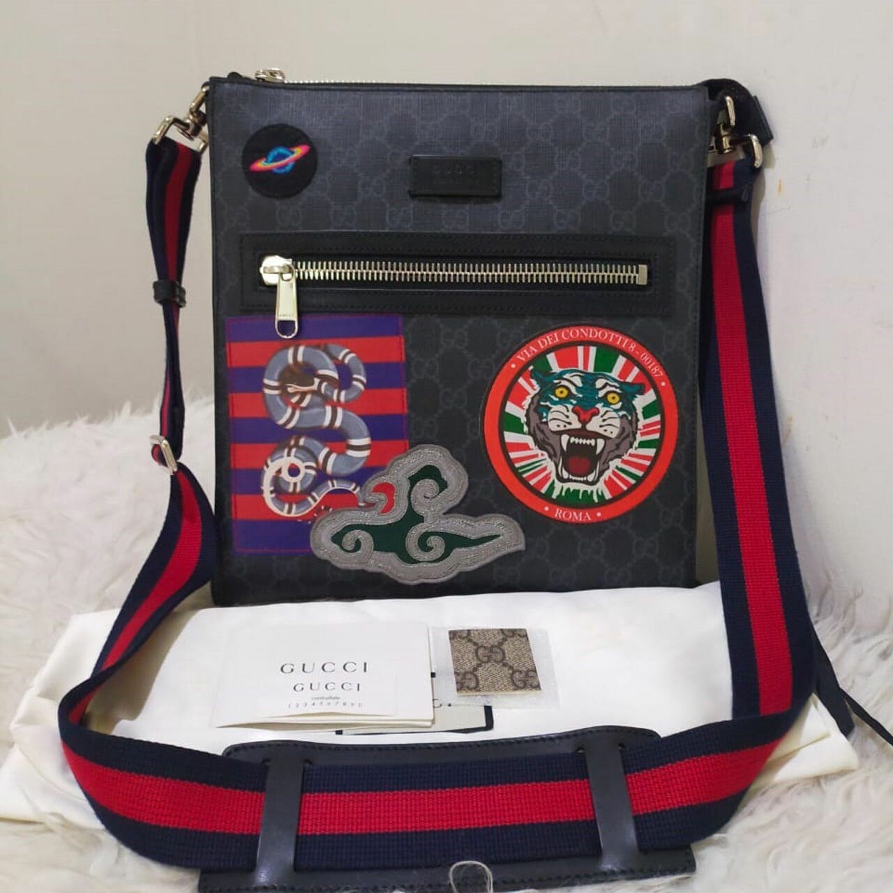 Gucci Night Courrier GG Supreme Canvas Messenger Sling Bag