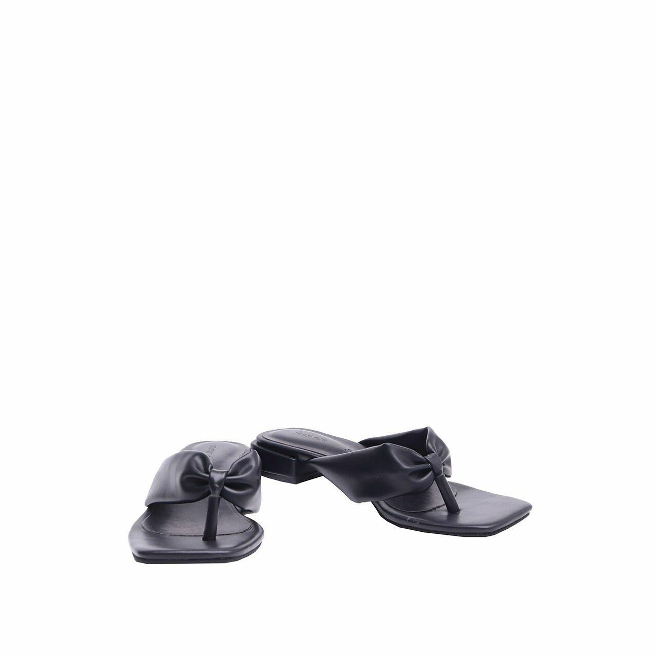 Mader Black Sandals