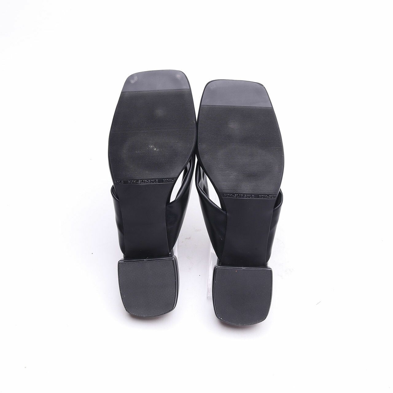 Mader Black Sandals