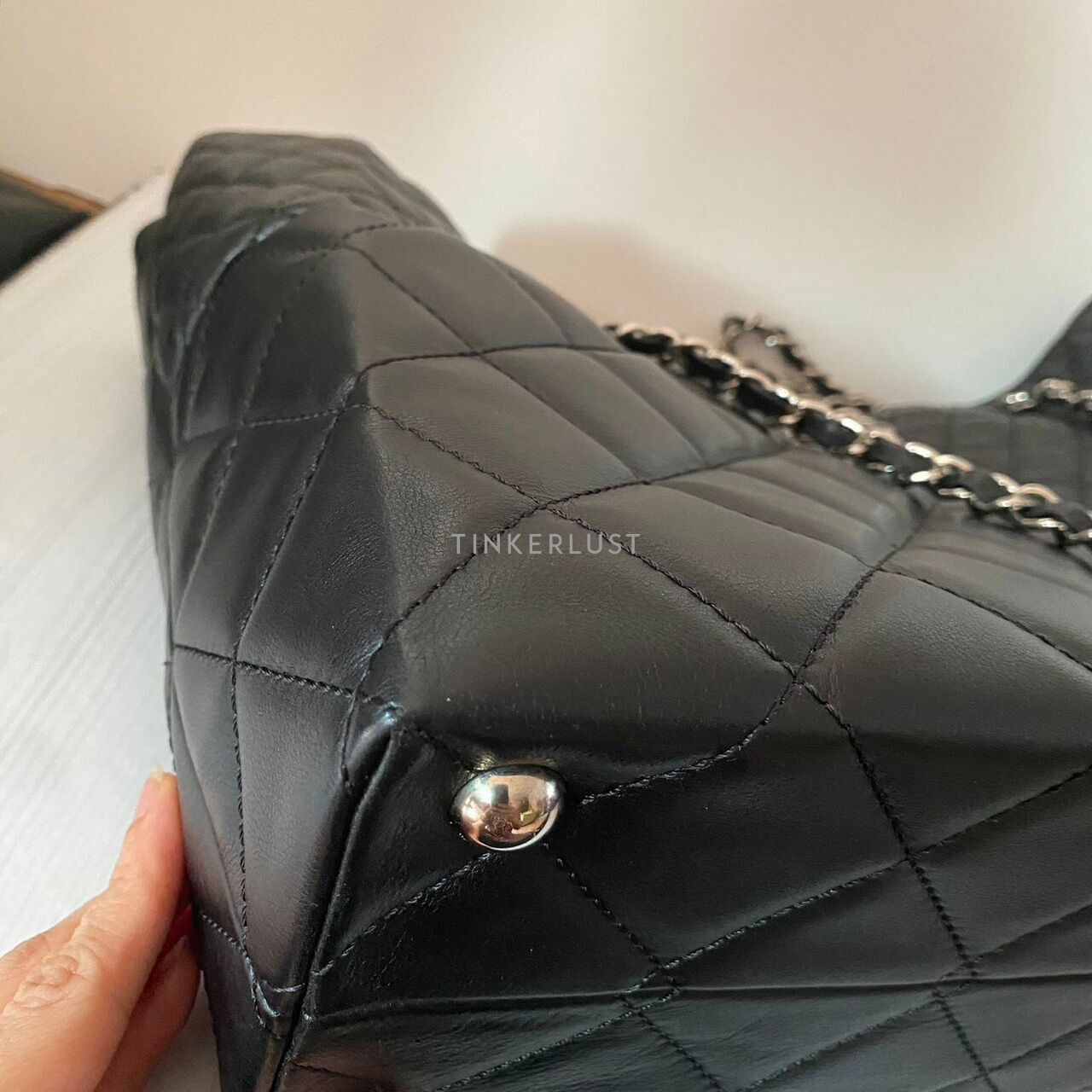 Chanel Timeless CC Lambskin Tote Black #15