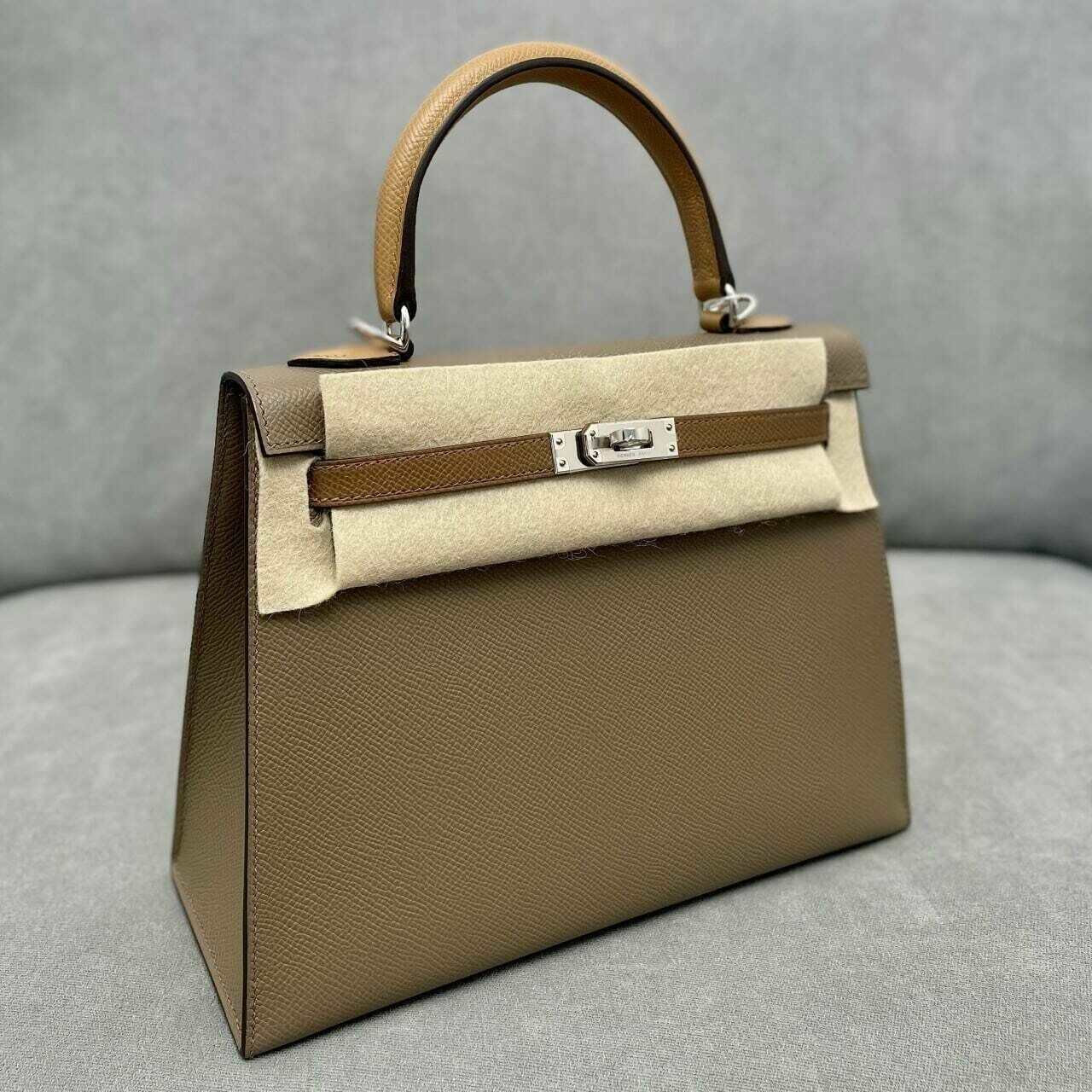 Hermes K25 Etoupe/Alezan/Biscuit Tricolore Phw Z Satchel