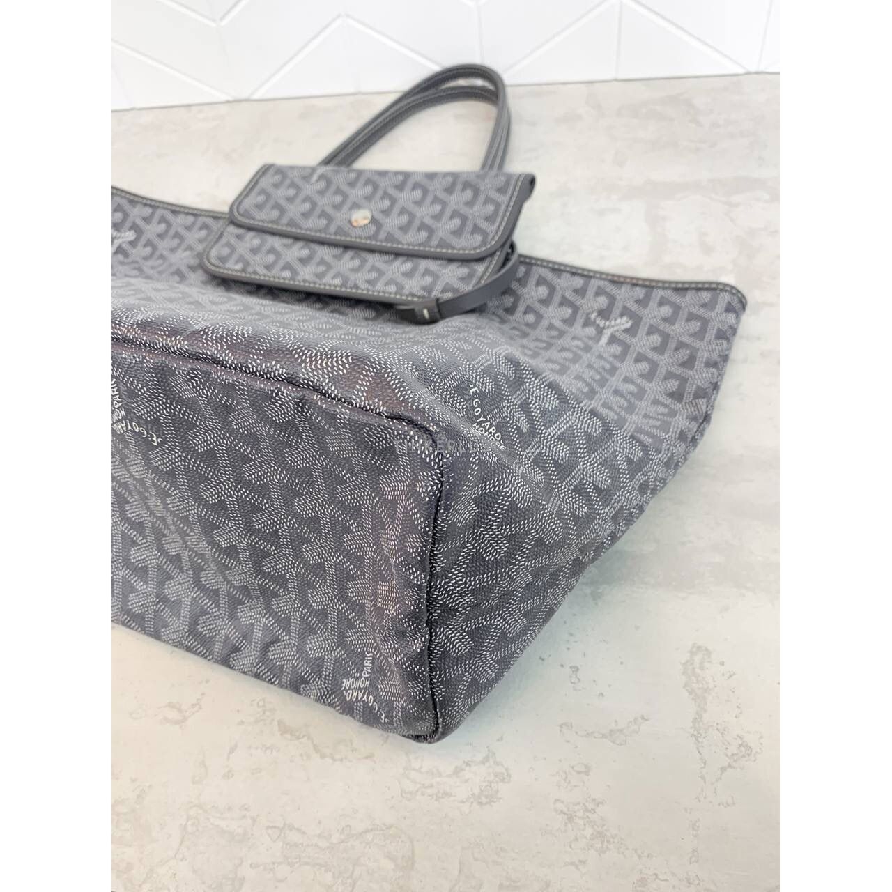 Goyard St Louis PM Grey 2018 Tote Bag