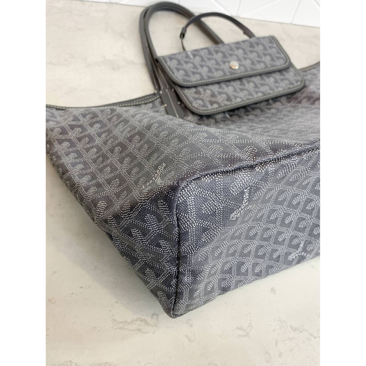 Goyard St Louis PM Grey 2018 Tote Bag