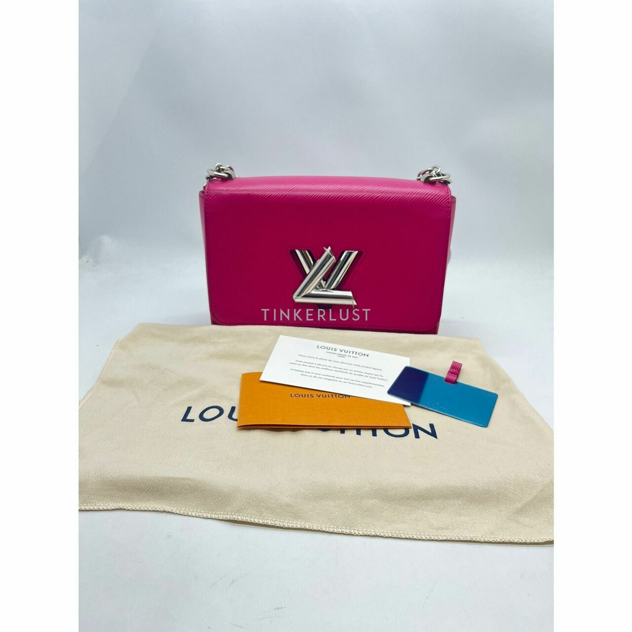 Louis Vuitton Twist MM Epi Fuchsia SHW 2016 Shoulder Bag