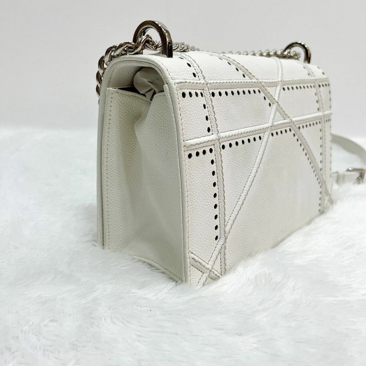 Christian Dior Diorama Medium Broken White Leather CD Clasp SHW Shoulder Bag