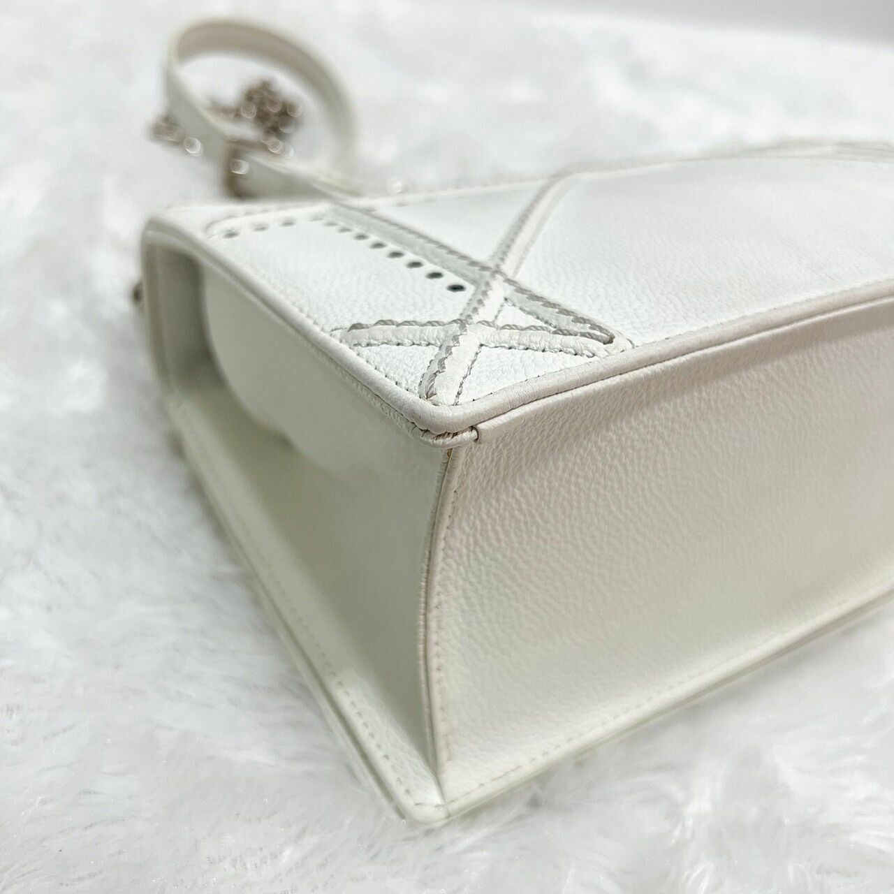 Christian Dior Diorama Medium Broken White Leather CD Clasp SHW Shoulder Bag