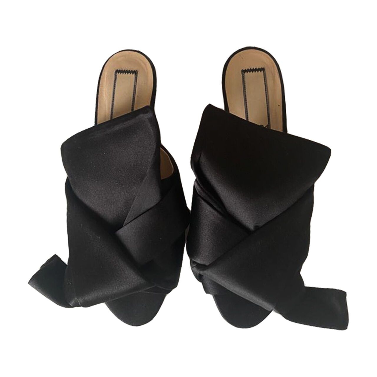 N°21 Black Flats