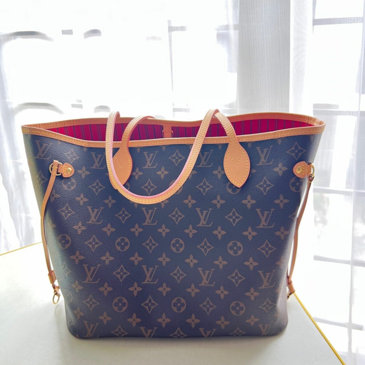 Louis Vuitton Neverfull 2022