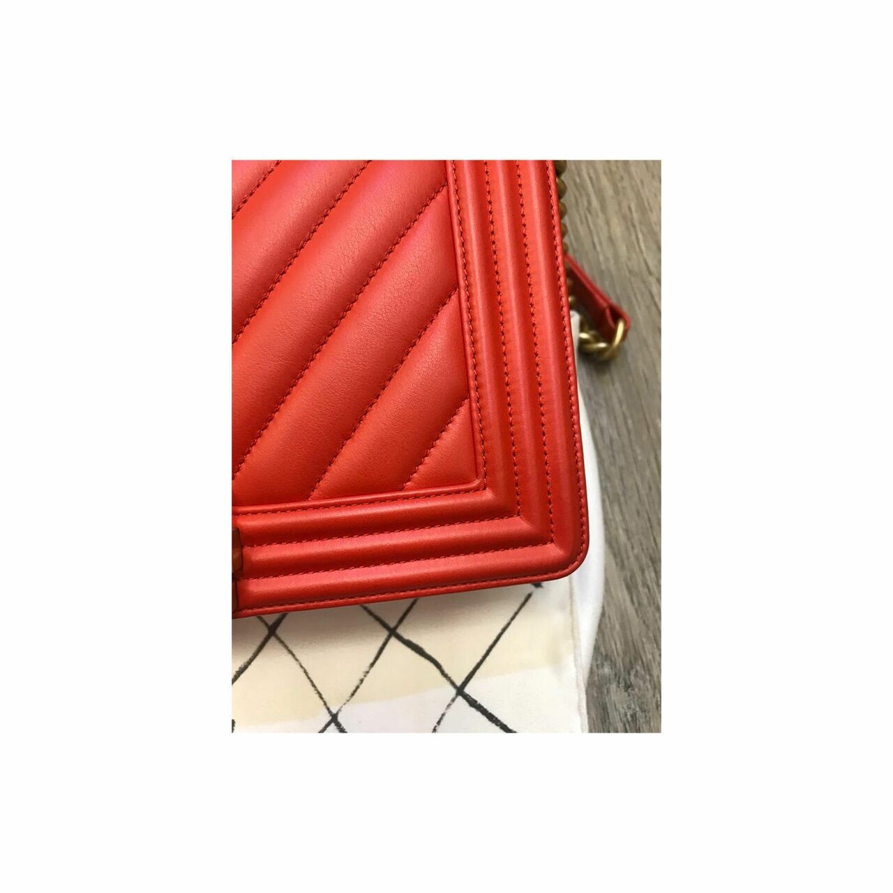 Chanel Medium Chevron GHW Red #27 Shoulder Bag