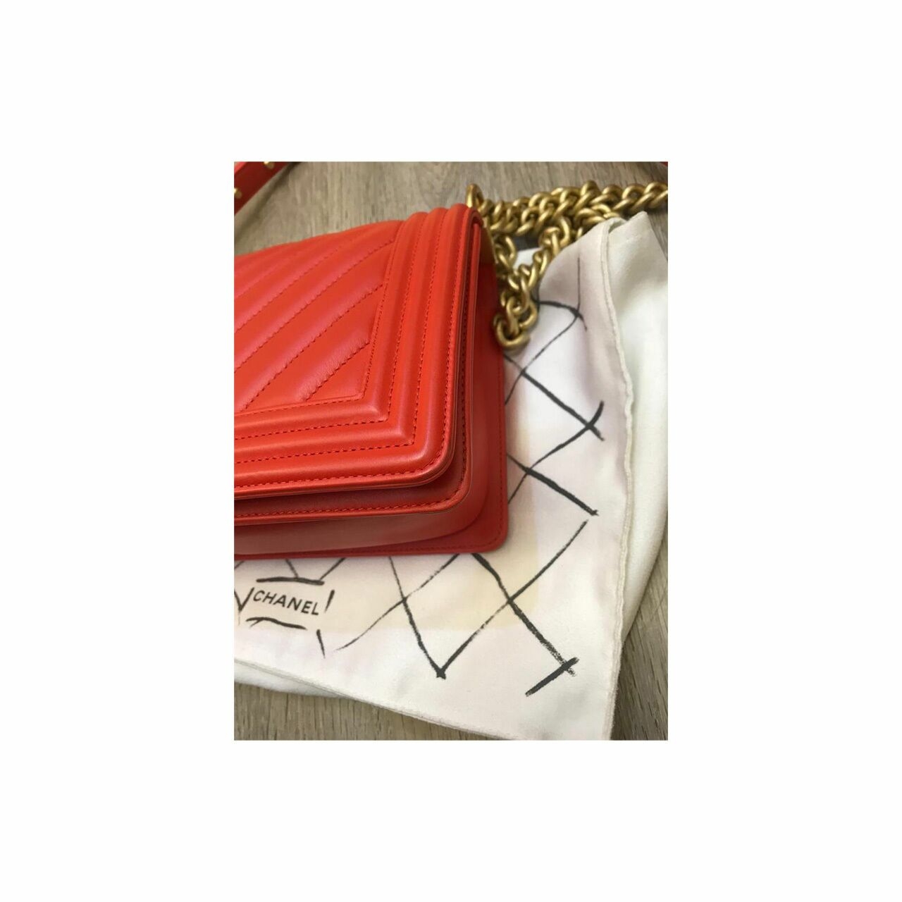 Chanel Medium Chevron GHW Red #27 Shoulder Bag