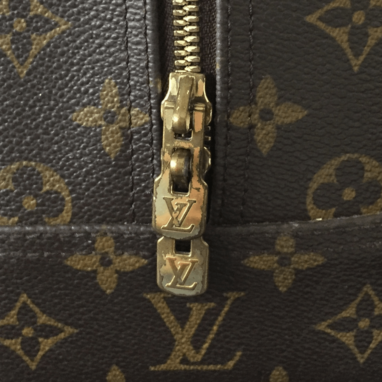 Louis Vuitton Deauville Monogram Canvas Handbag