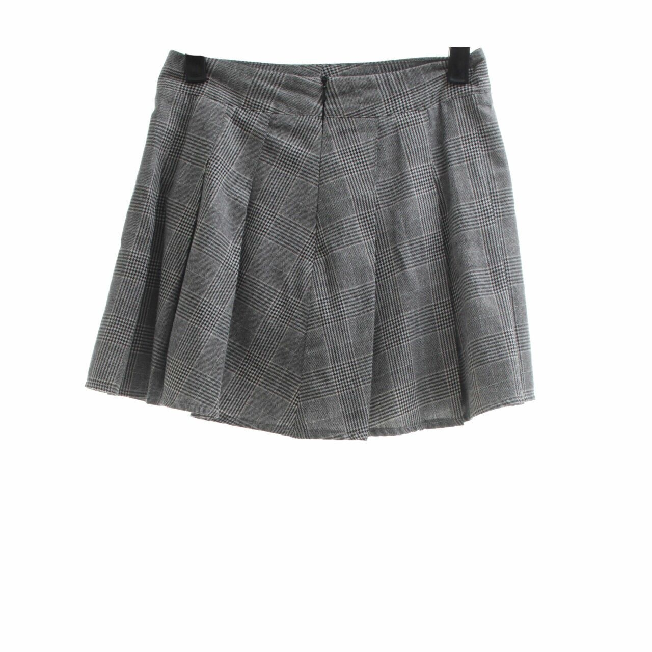 Pomelo. Grey Houndstooth Mini Skirt