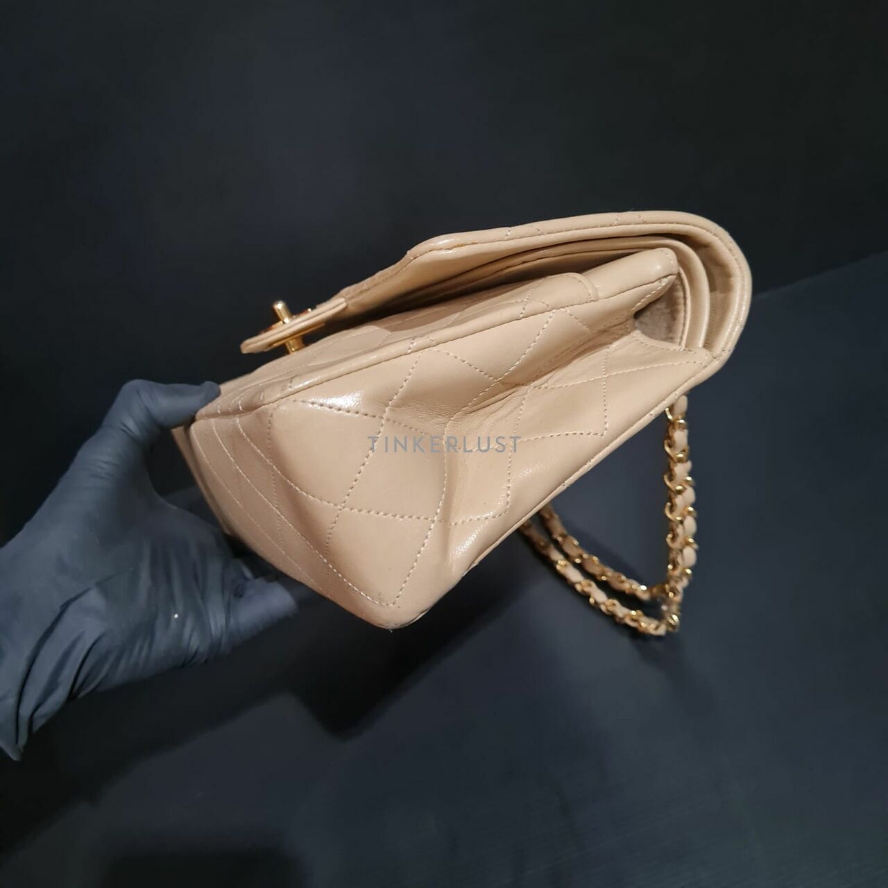 Chanel Vintage Beige Medium Flap GHW Shoulder Bag