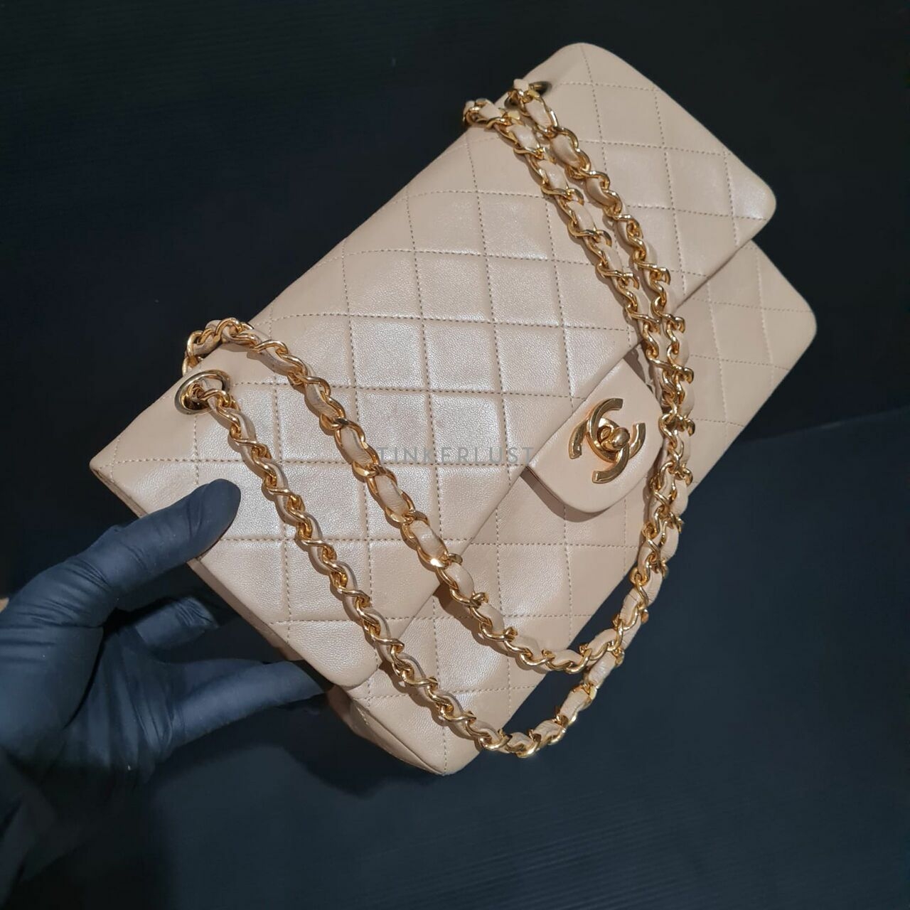 Chanel Vintage Beige Medium Flap GHW Shoulder Bag