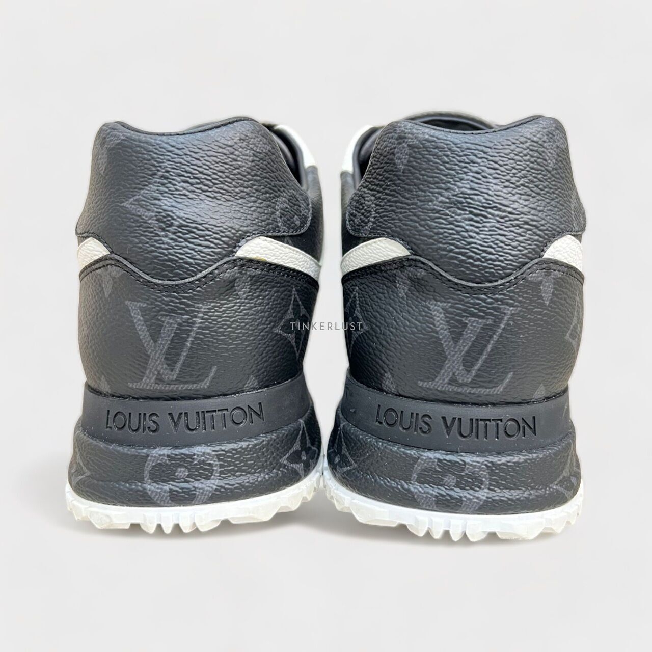 Louis Vuitton Run Away Eclipse 2023 Sneakers 