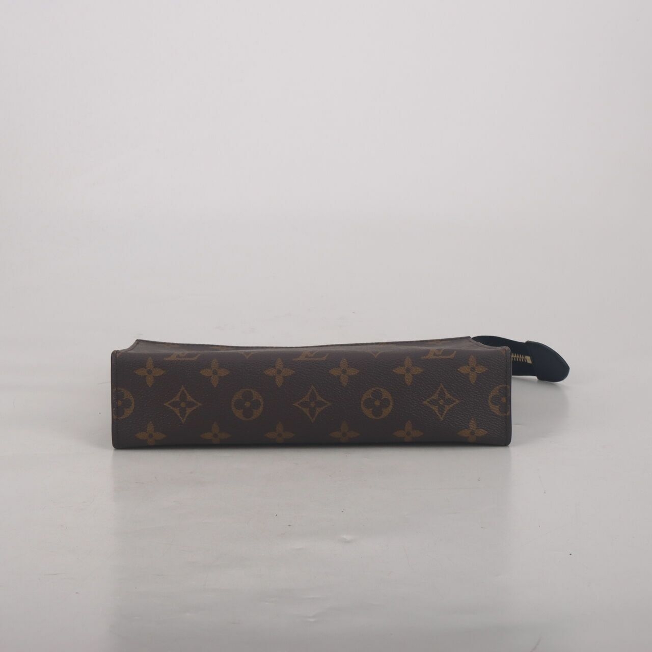 Louis Vuitton Toiletry Pouch Monogram Black Chip 2022