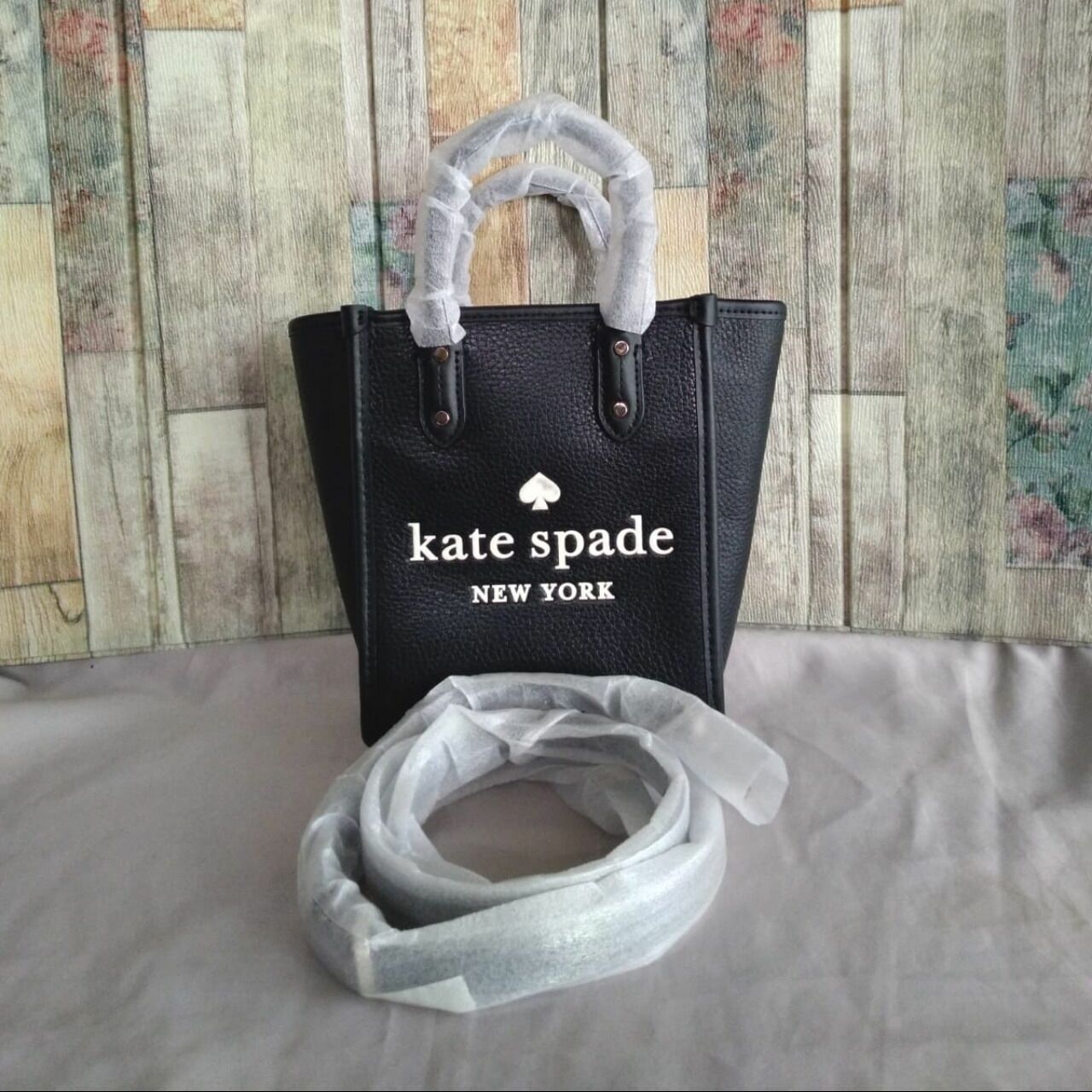 Kate Spade New York Ella Pebbled Leather Mini Tote Black