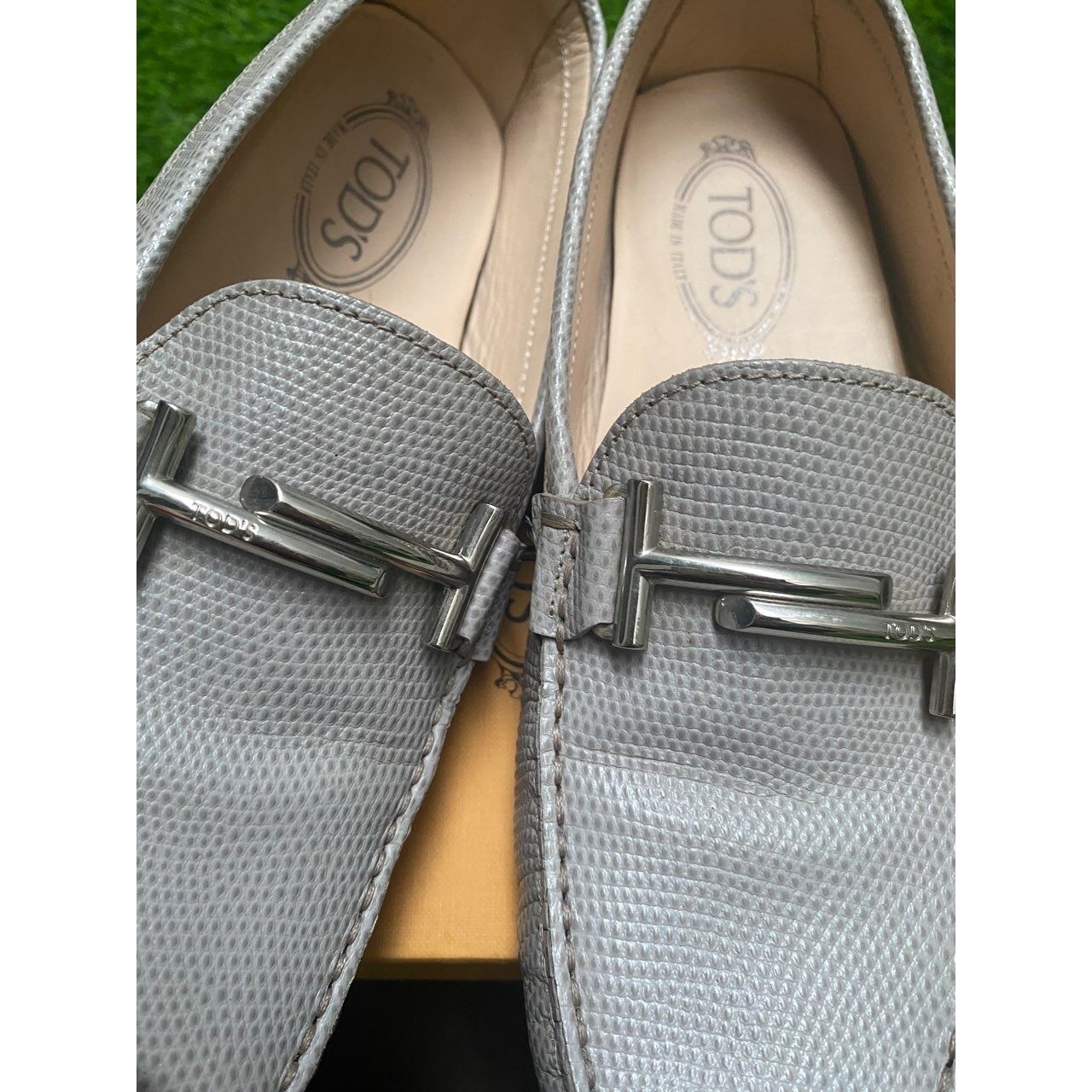 Tod's Light Grey Flats