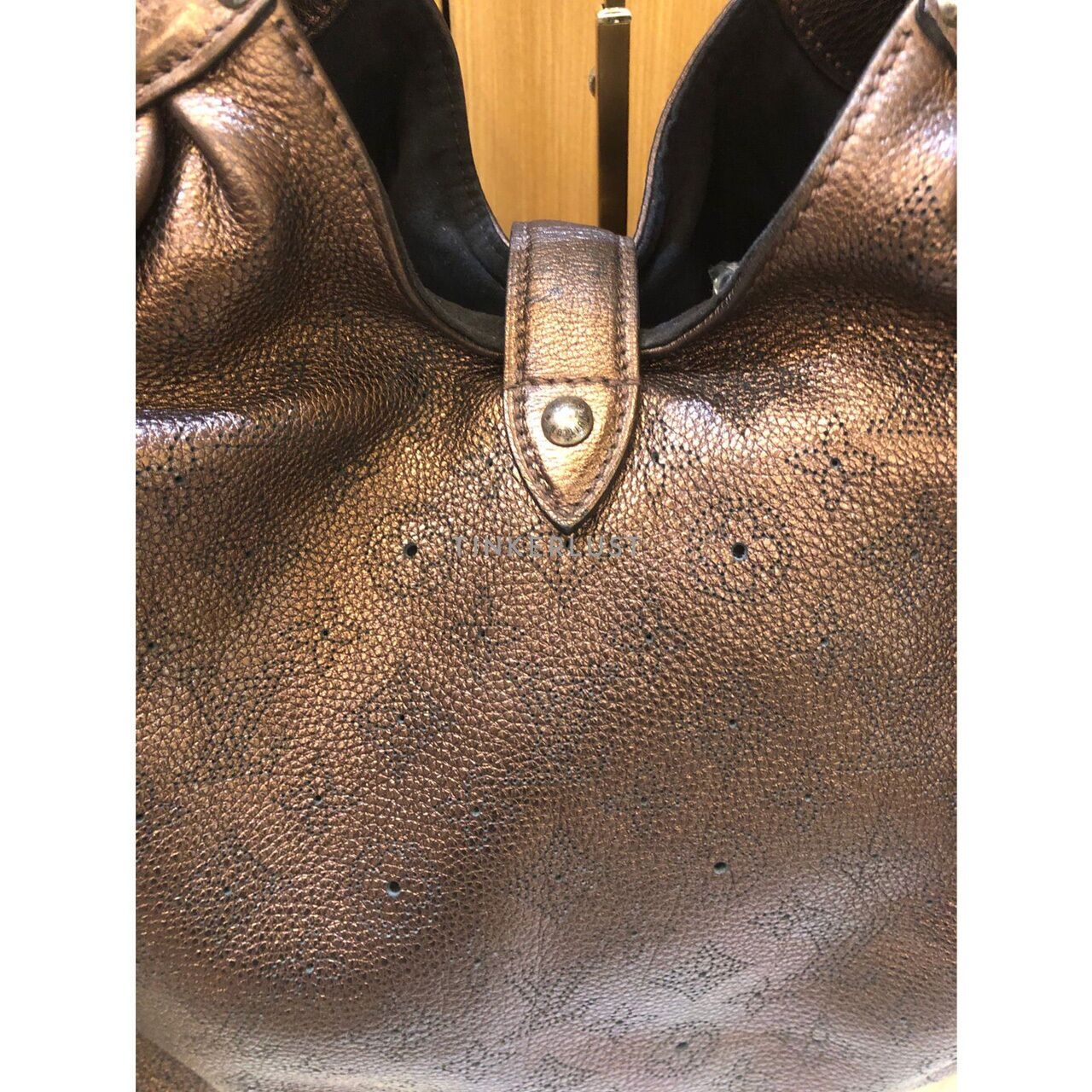 Louis Vuitton Mahina Hobo Bronze 2008 Shoulder Bag