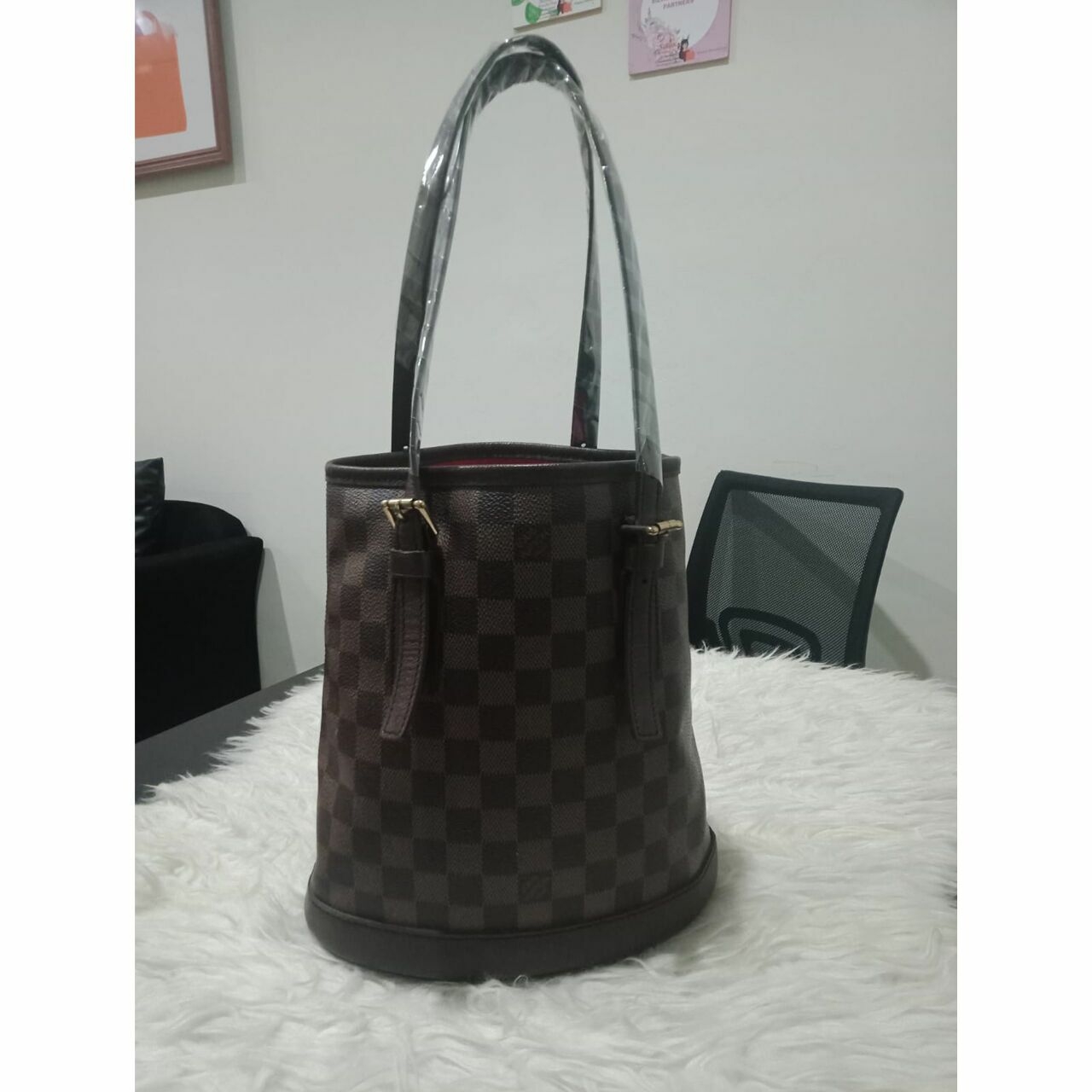 Louis Vuitton Marais Damier Ebene Bucket Shoulder Bag