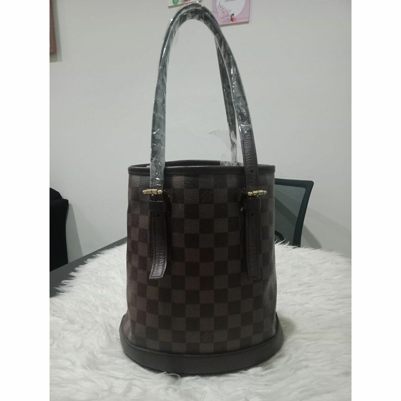 Louis Vuitton Marais Damier Ebene Bucket Shoulder Bag