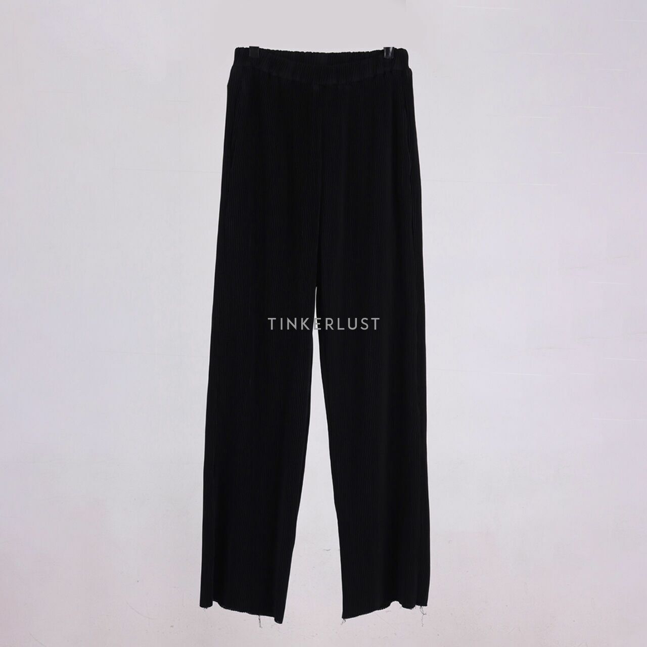 Popoluca Black Pleated Long Pants