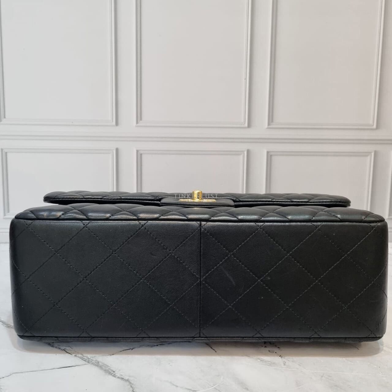 Chanel Jumbo Lambskin Black Double Flap GHW # 19 Soulder Bag