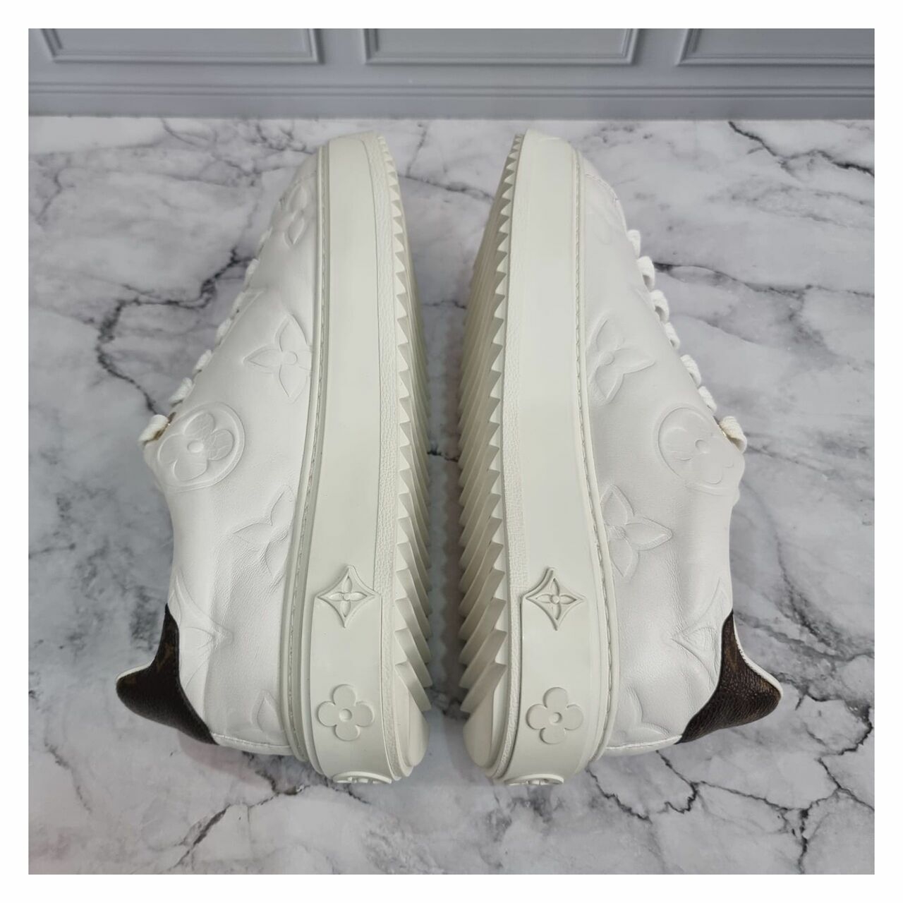 Louis Vuitton Time Out Sneakers 